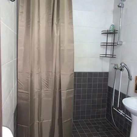 Paerna 4 - Centrum- 2 Bedrooms - 4 Bed Apartmán Tartu