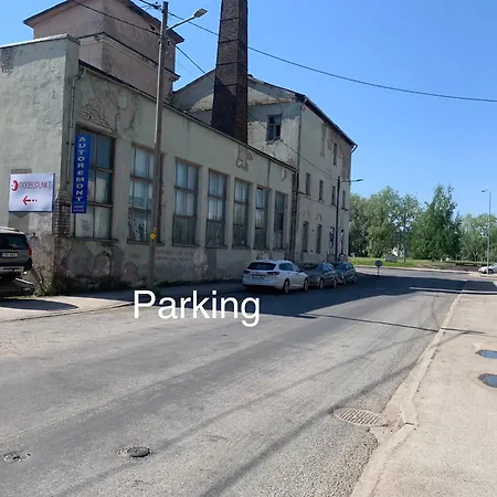 Paerna 4 - Centrum- 2 Bedrooms - 4 Bed טרטו