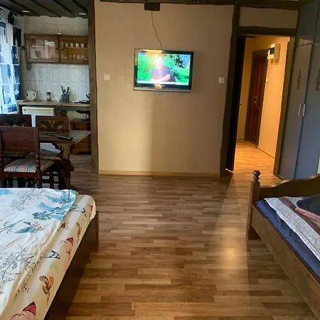 Paerna 4 - Centrum- 2 Bedrooms - 4 Bed דירה *